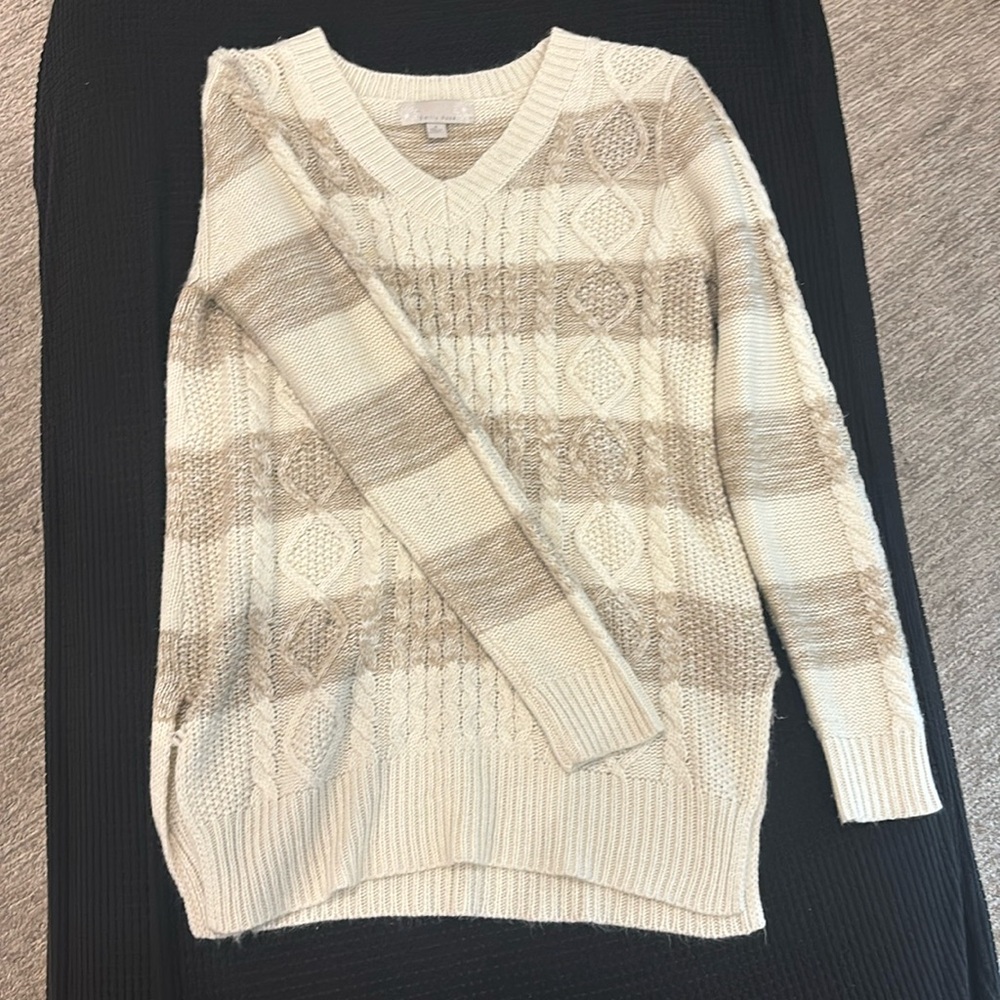 Medium striped sweater. Emily rose white and tan.